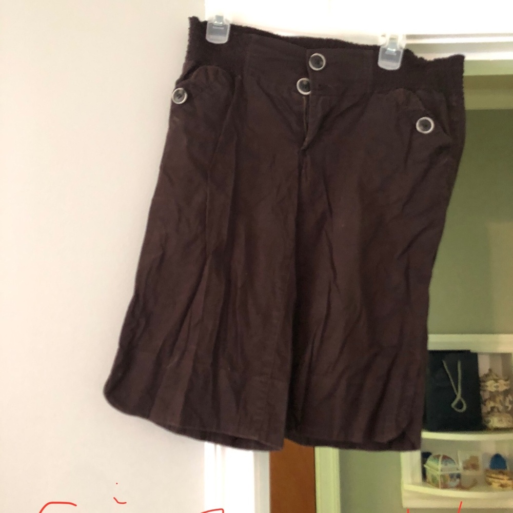 Ladies Capri Pants